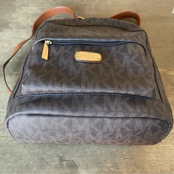 Michael Kors Dark Brown Monogram large Backpack - Picture 5 of 16